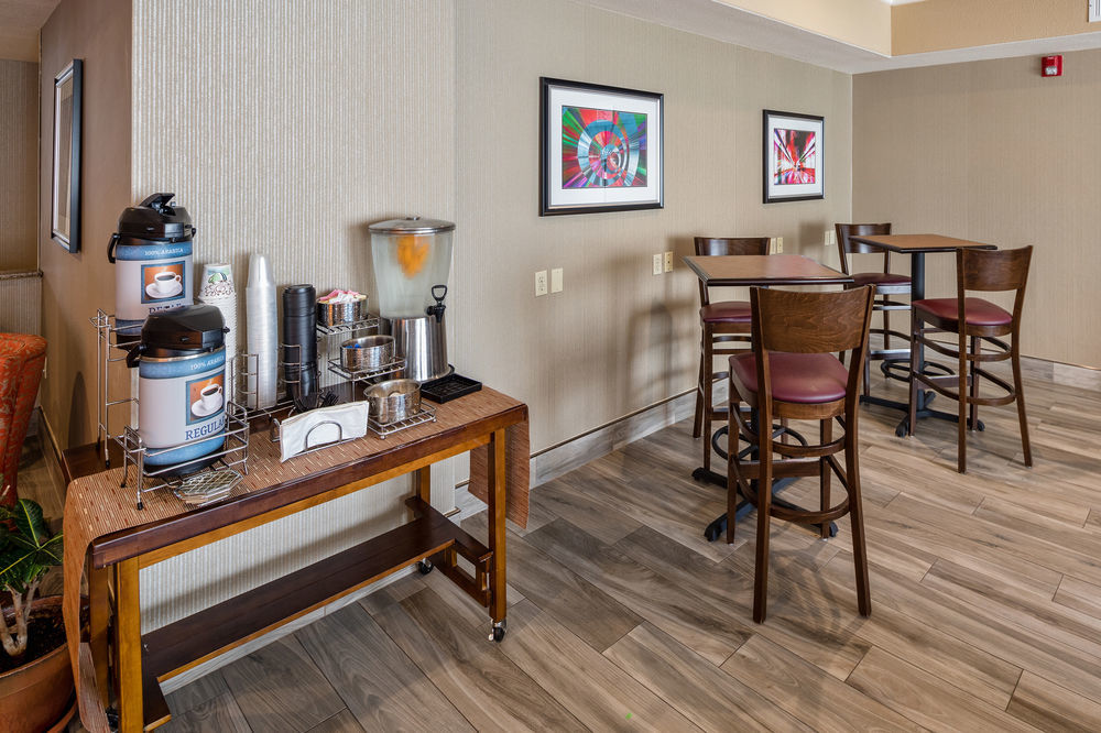 Best Western Airport Inn & Suites Oakland Exterior photo